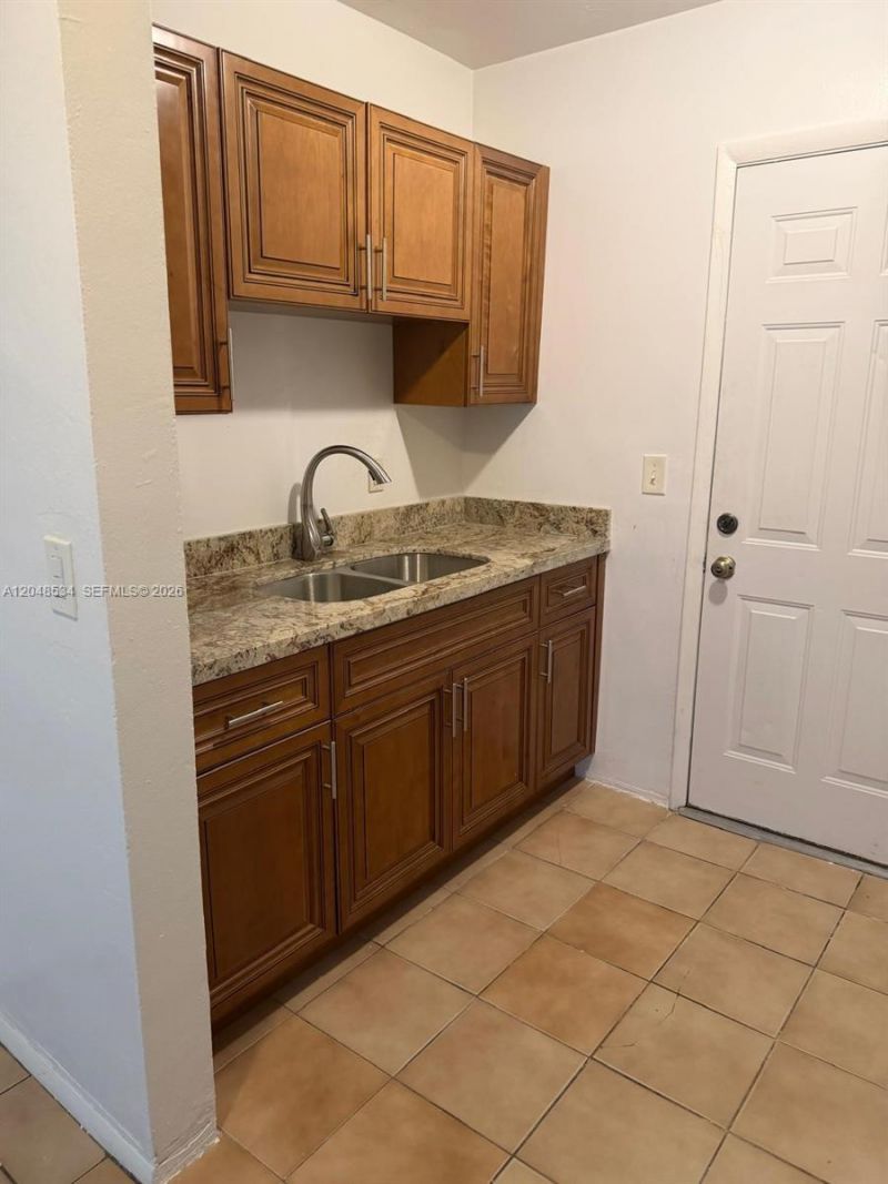 1019 NW 52nd St , Unit A, Miami, FL 33127 Photo