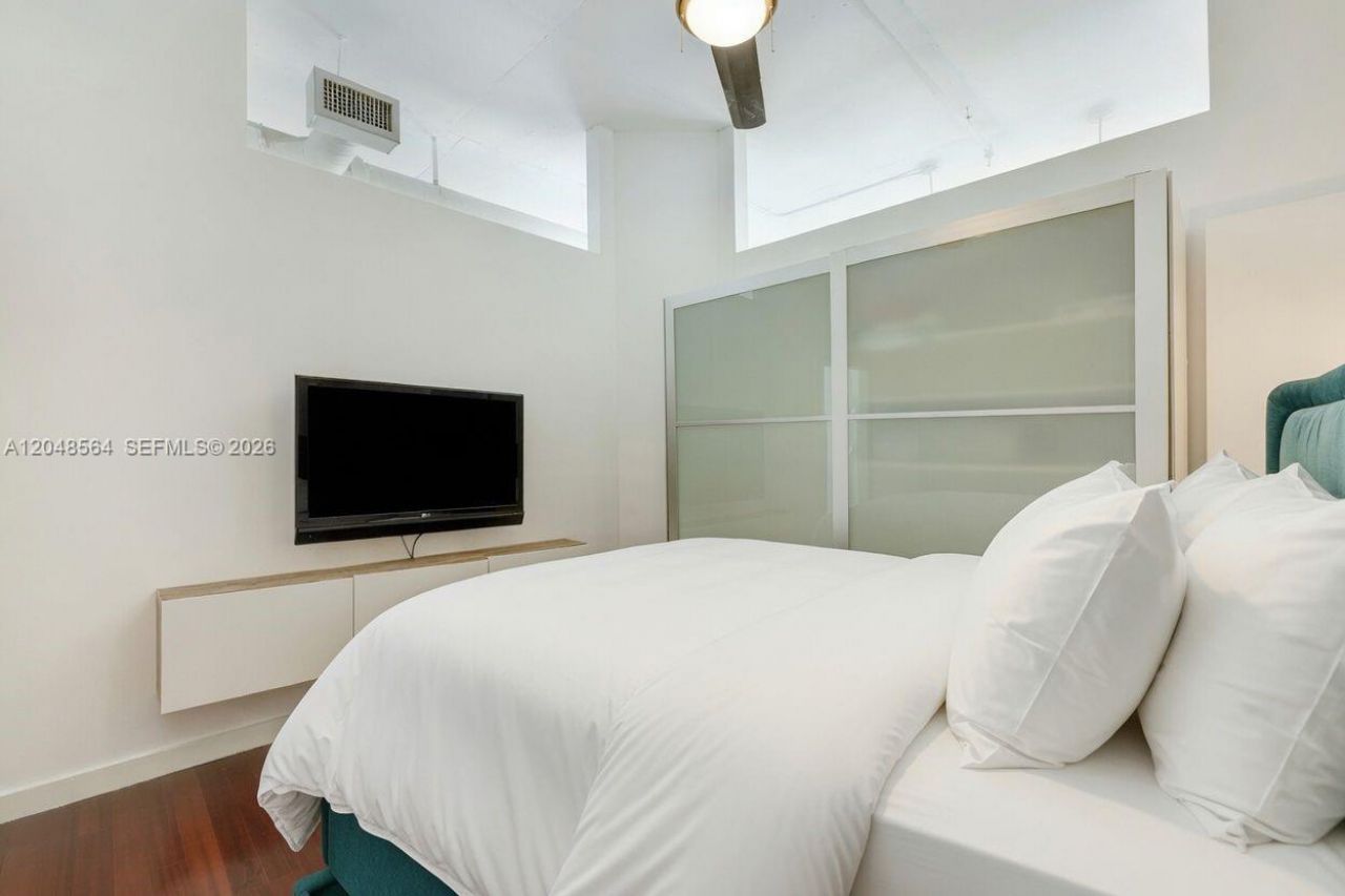 2001 Biscayne Blvd , Unit 2514, Miami, FL 33137 Photo