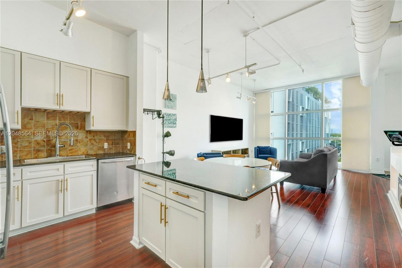 2001 Biscayne Blvd , Unit 2514, Miami, FL 33137 Photo