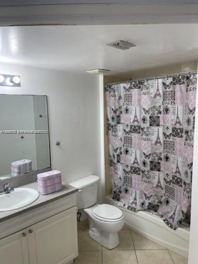 1 Glen Royal Pkwy, Unit 1507, Miami, FL 33125 Photo