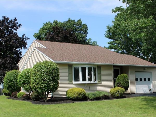 101 Lyford Lane, Minoa, NY 13116