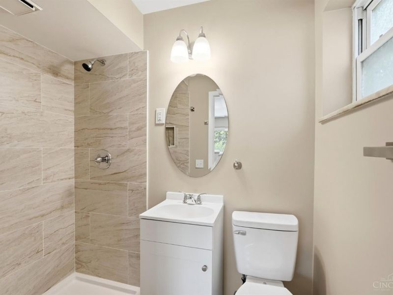 8844 Mockingbird Lane, Springfield Twp., OH 45231 Photo 16