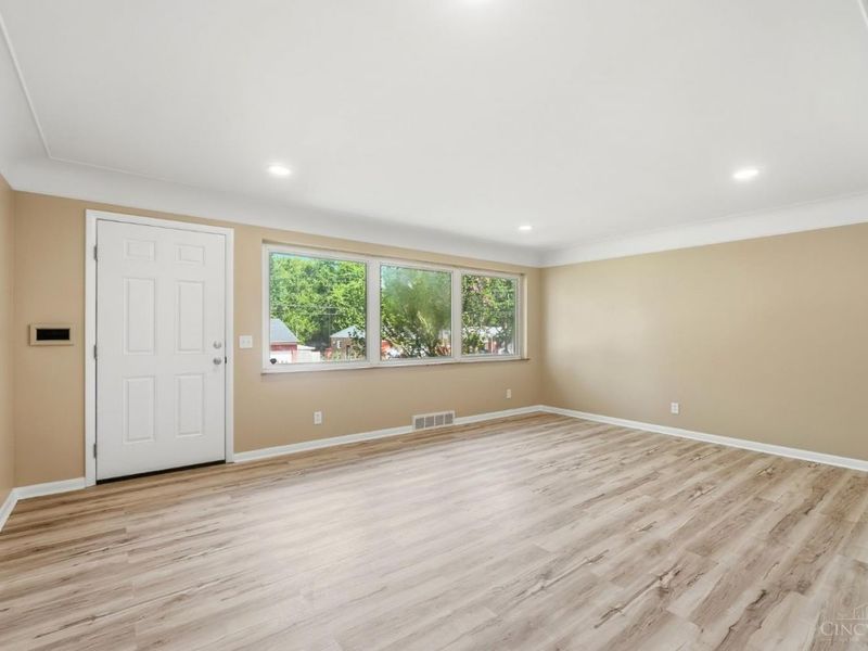 8844 Mockingbird Lane, Springfield Twp., OH 45231 Photo 5