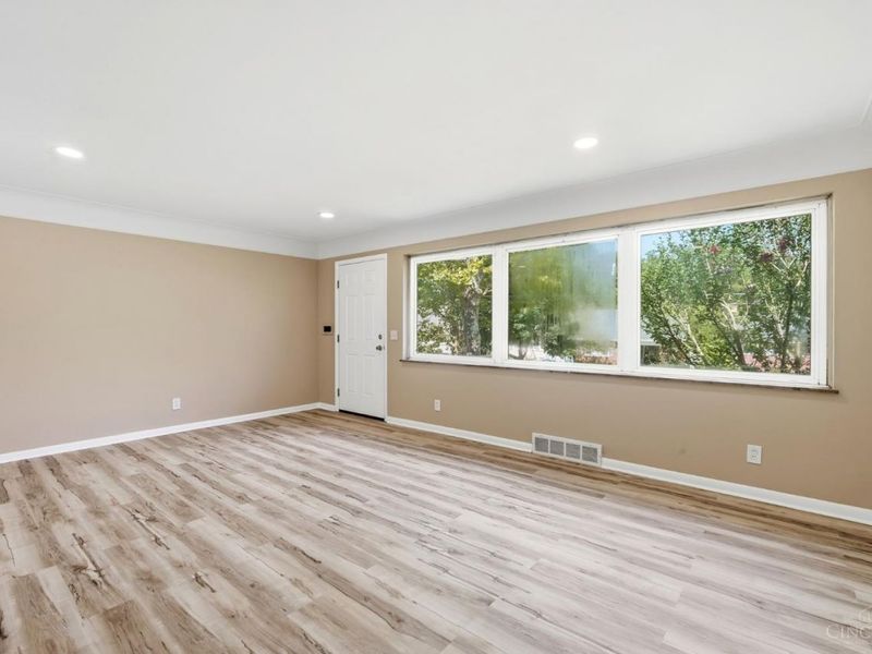 8844 Mockingbird Lane, Springfield Twp., OH 45231 Photo 6