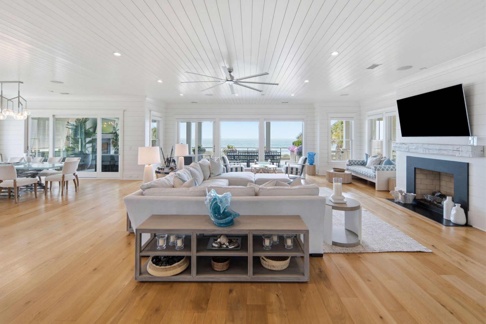 608 Ocean Boulevard Photo 15