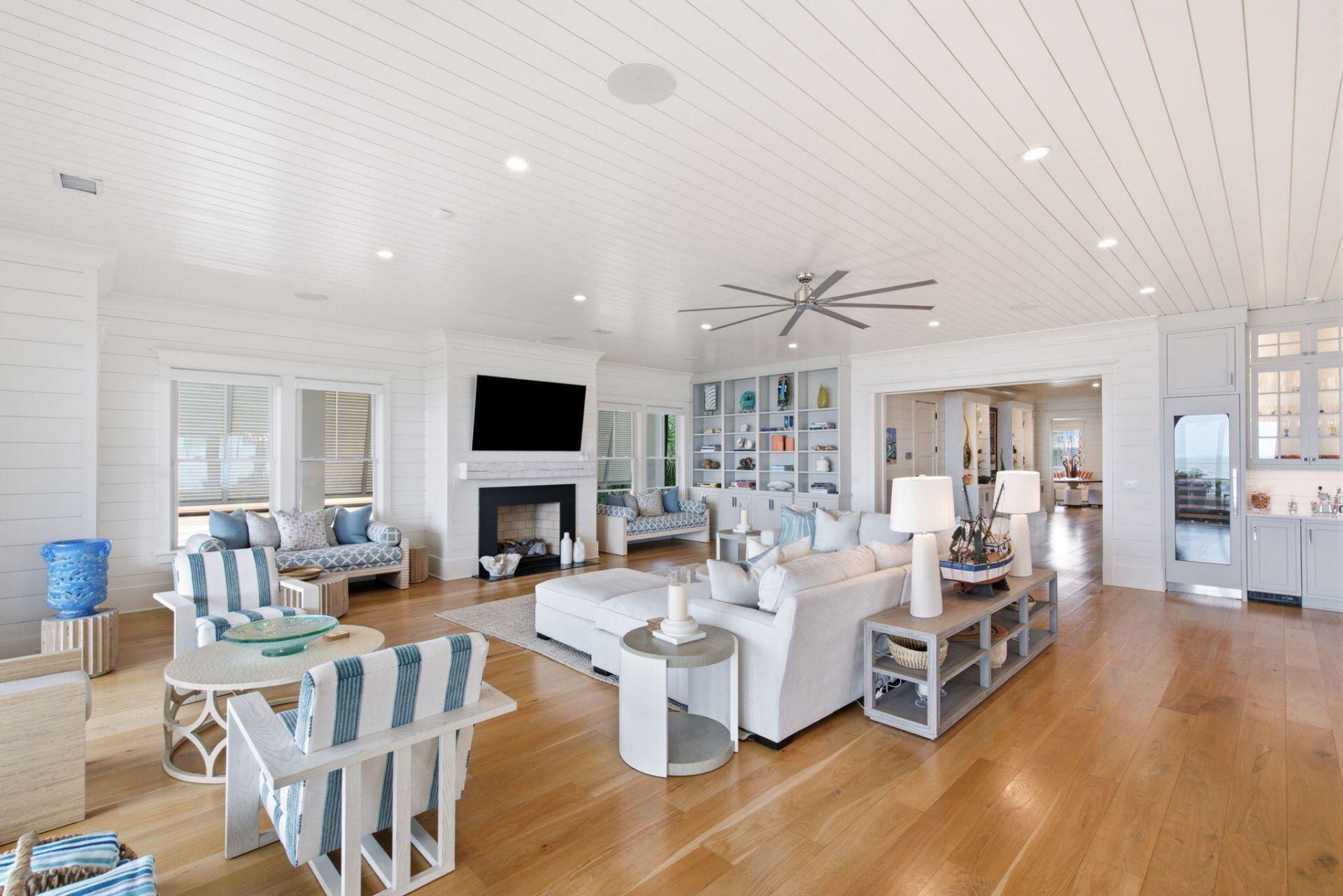 608 Ocean Boulevard Photo 17