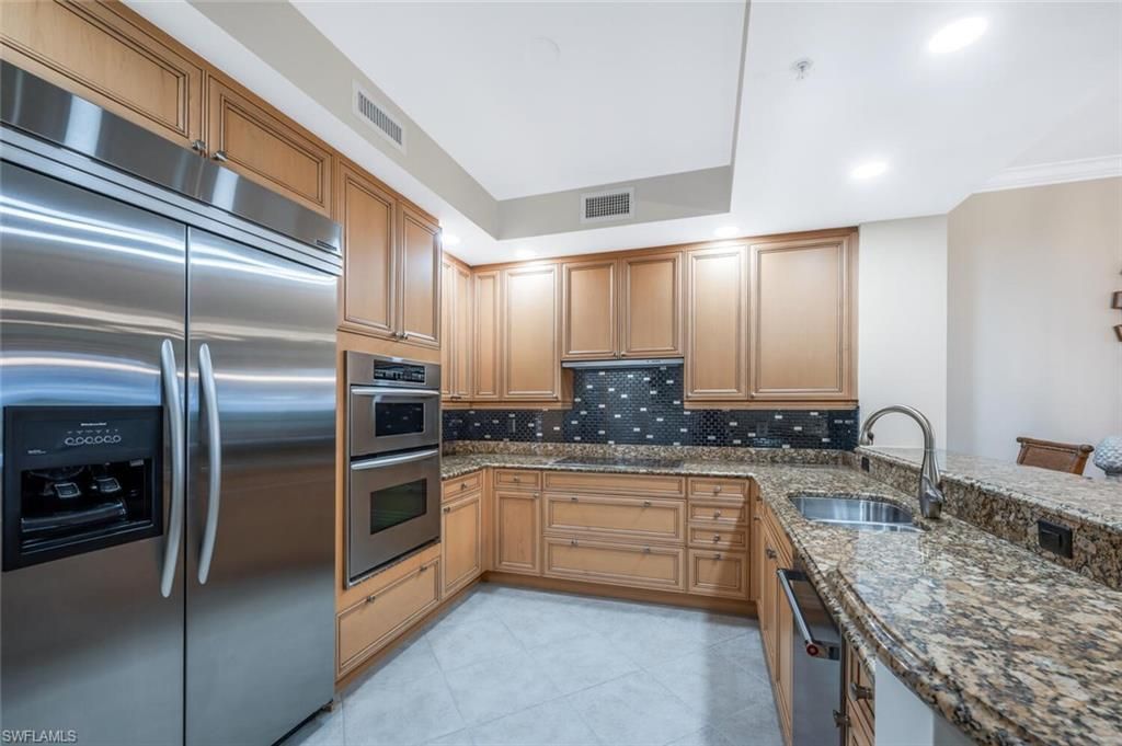 23850 Via Italia Cir , Unit 204, Estero, FL 34134 Photo
