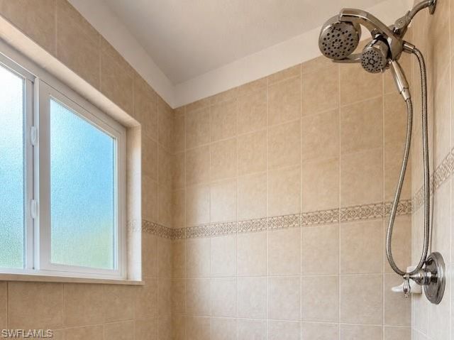 9575 Roundstone Cir, Fort Myers, FL 33967 Photo