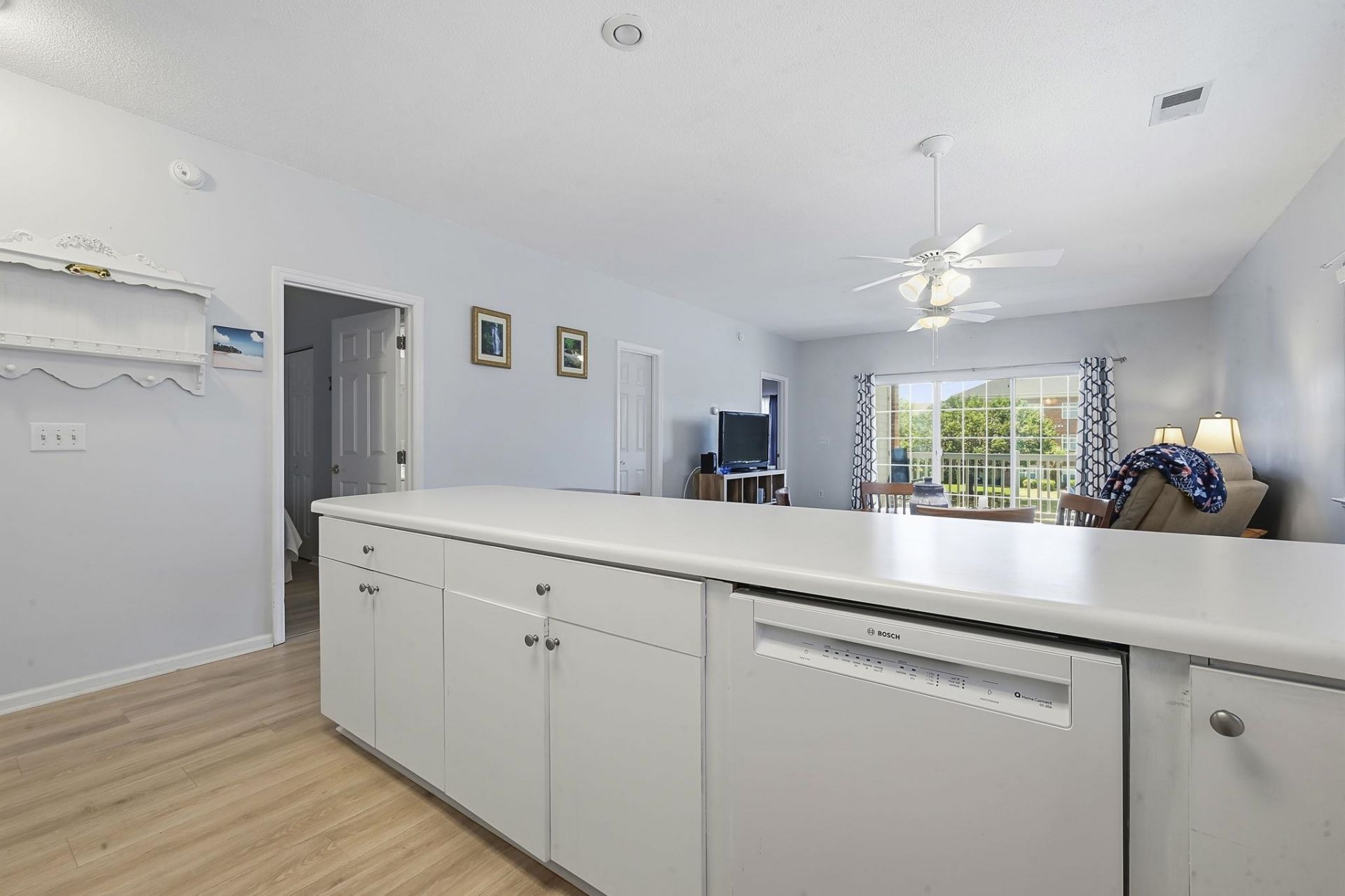3923 Gladiola Ct.  Photo 7