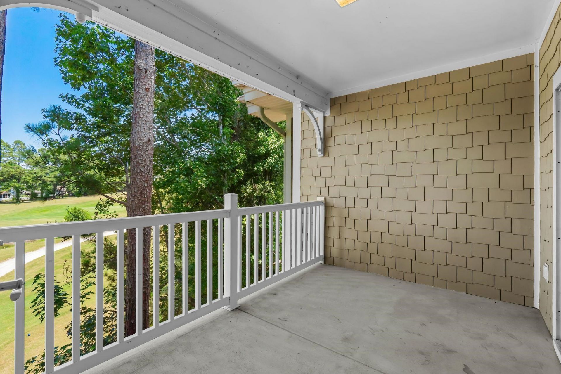 109 South Shore Blvd.  Photo 18