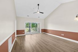 109 South Shore Blvd.  photo 4