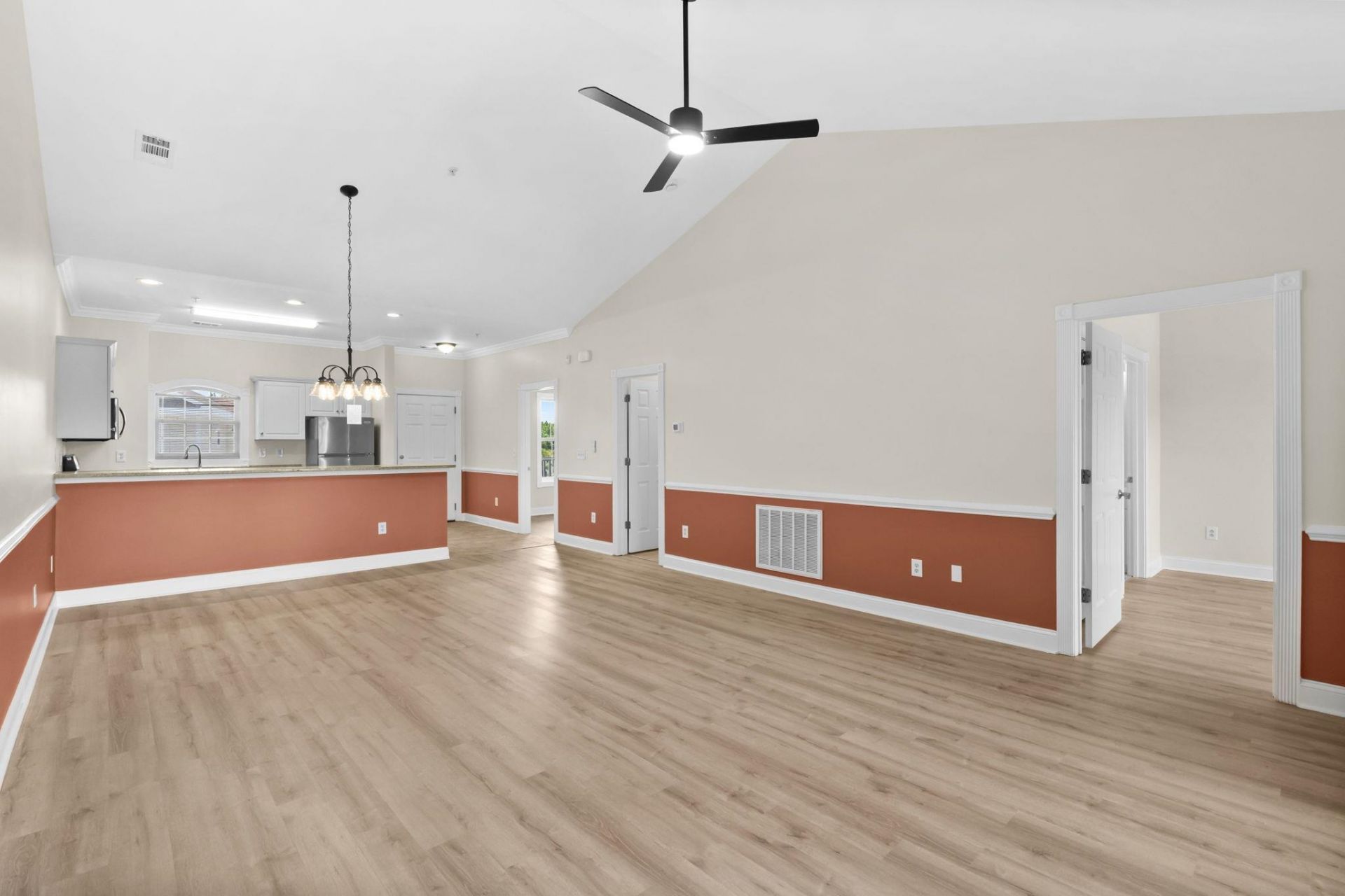 109 South Shore Blvd.  Photo 6