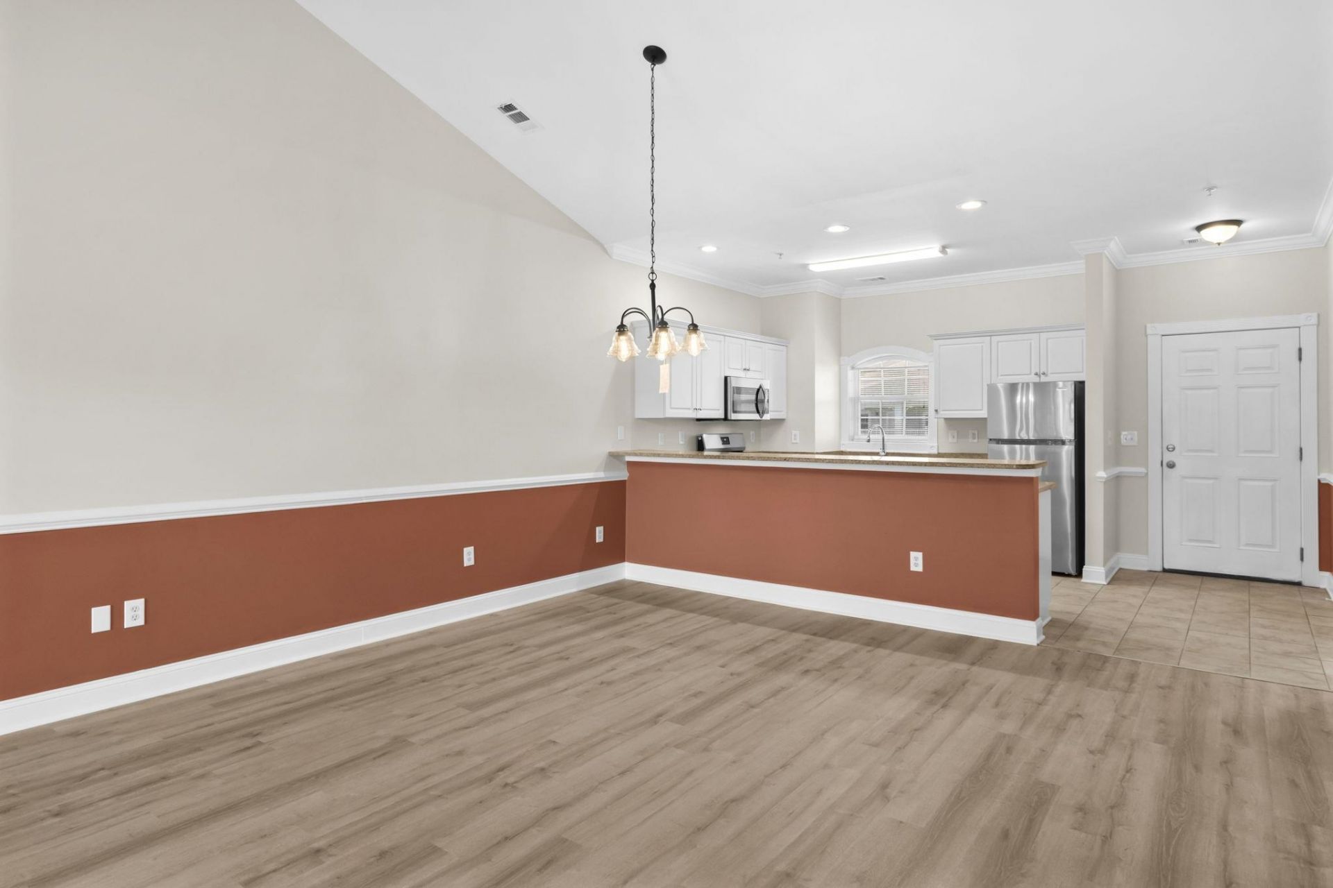 109 South Shore Blvd.  Photo 8