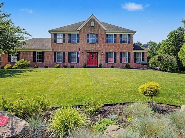 460 Shades Of Death Rd, Allamuchy, NJ 07838