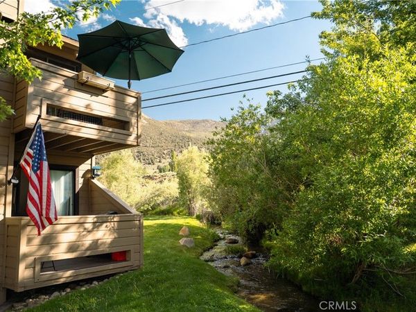48 Aspen Terrace, Unit 12, Unincorporated, CA 93546