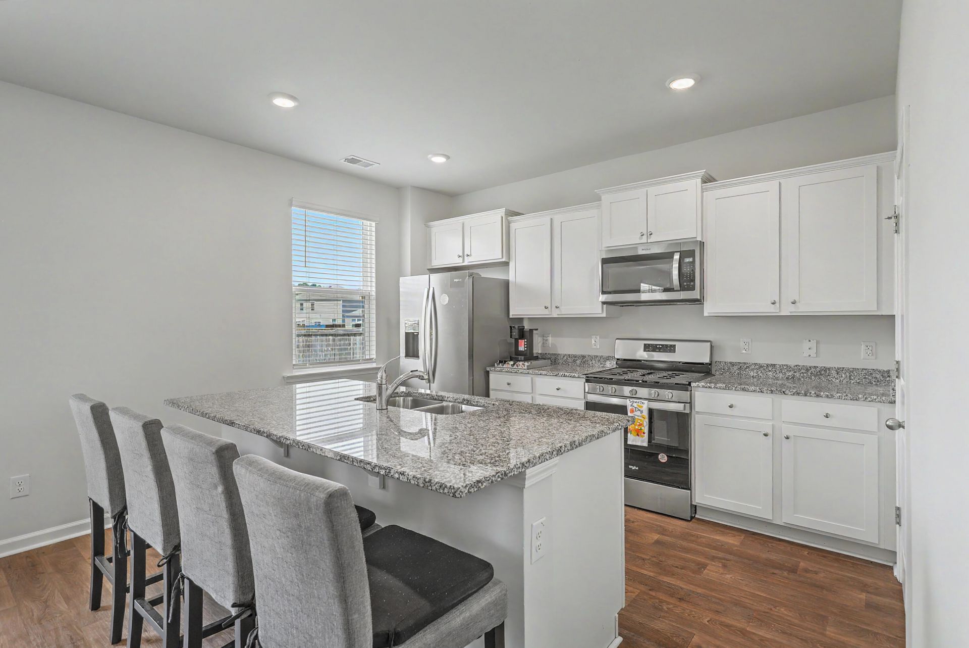 413 Cedarview Road Photo 11