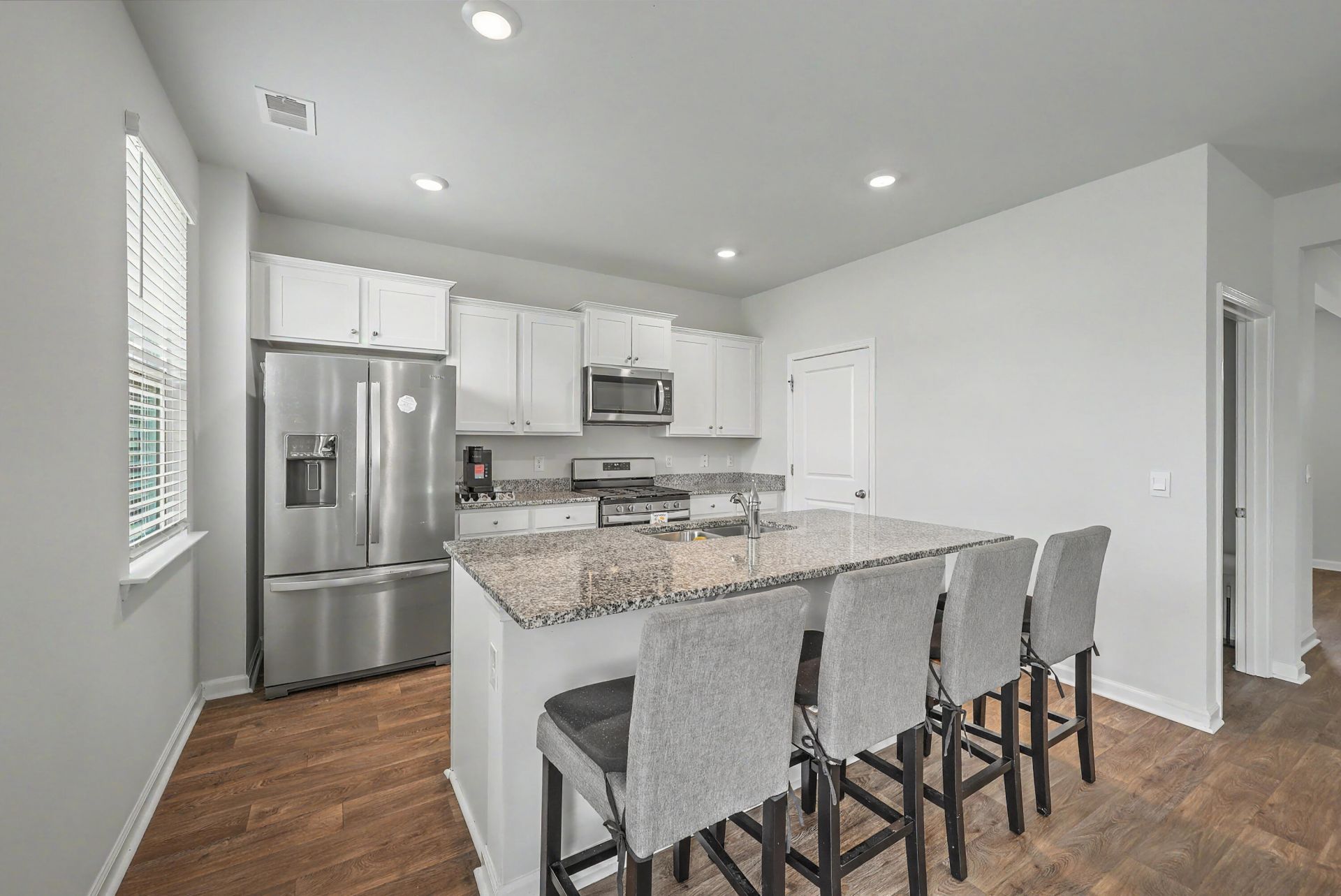 413 Cedarview Road Photo 12