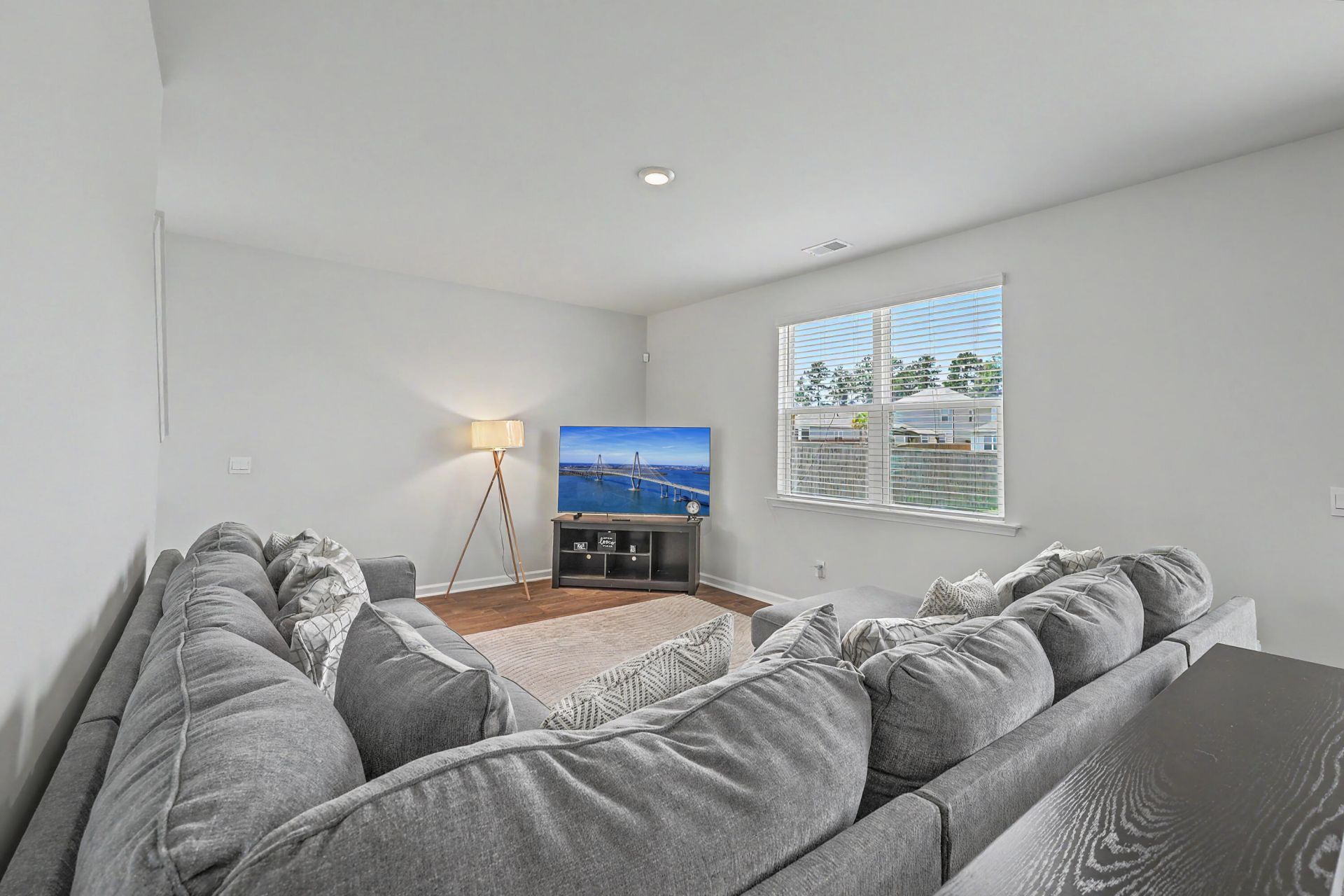 413 Cedarview Road Photo 16