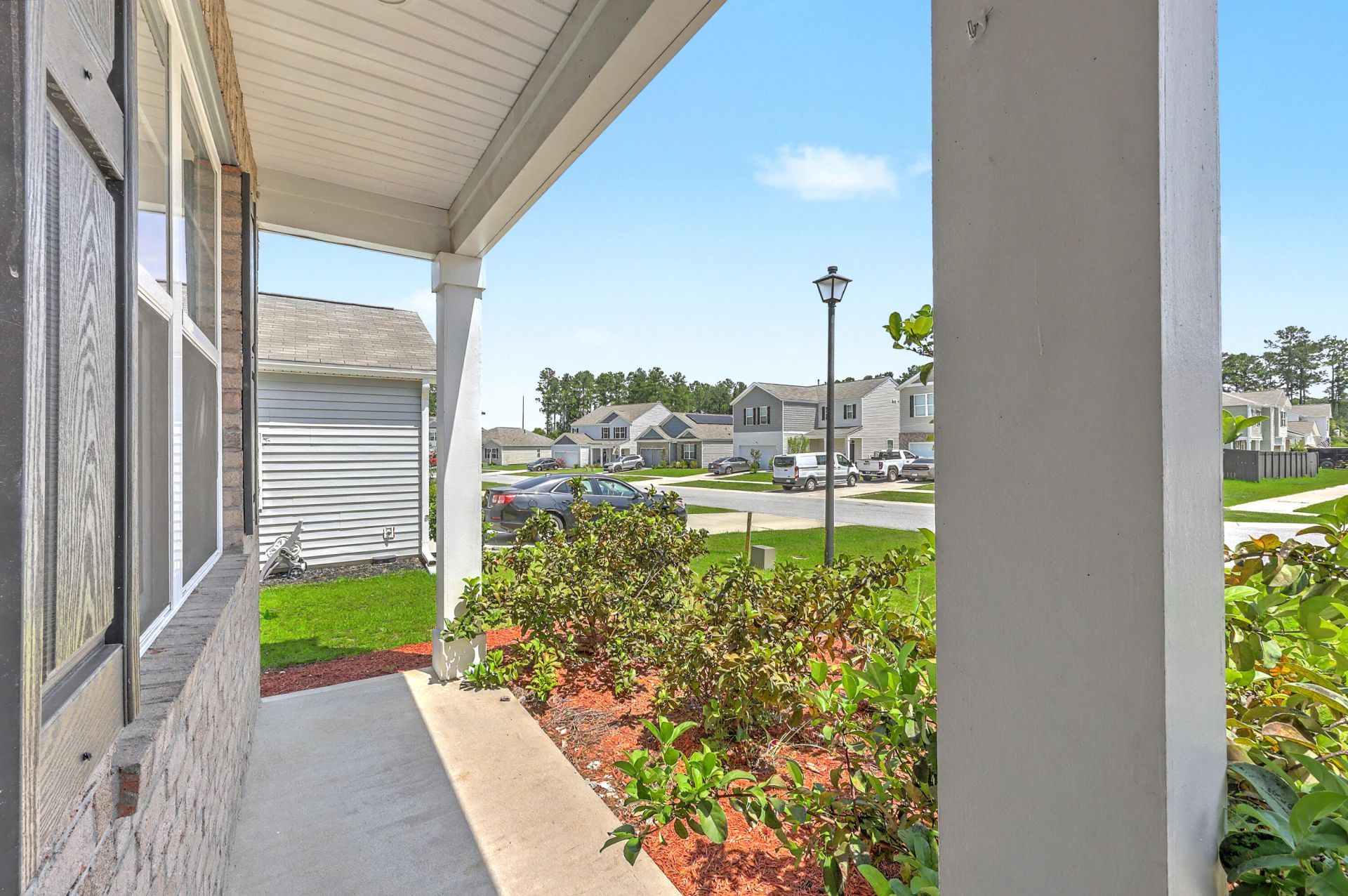 413 Cedarview Road Photo 4
