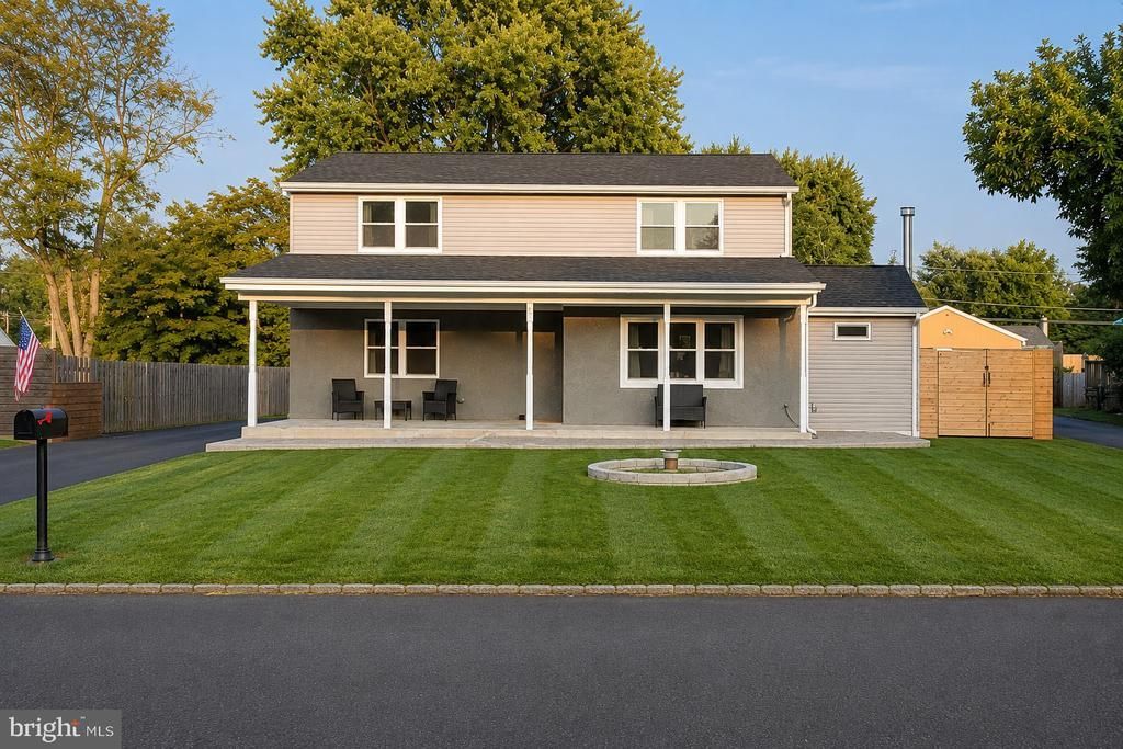 281 N HAWTHORNE, LANGHORNE, PA 19047