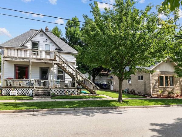 318 W BREWSTER STREET, Appleton, WI 54911