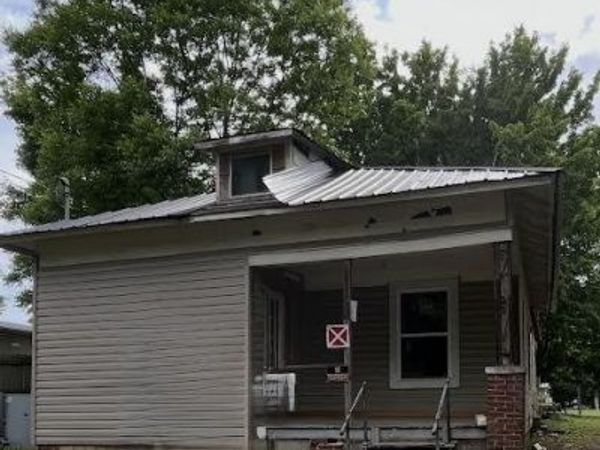 1505 Railroad Avenue, Athens, TN 37303