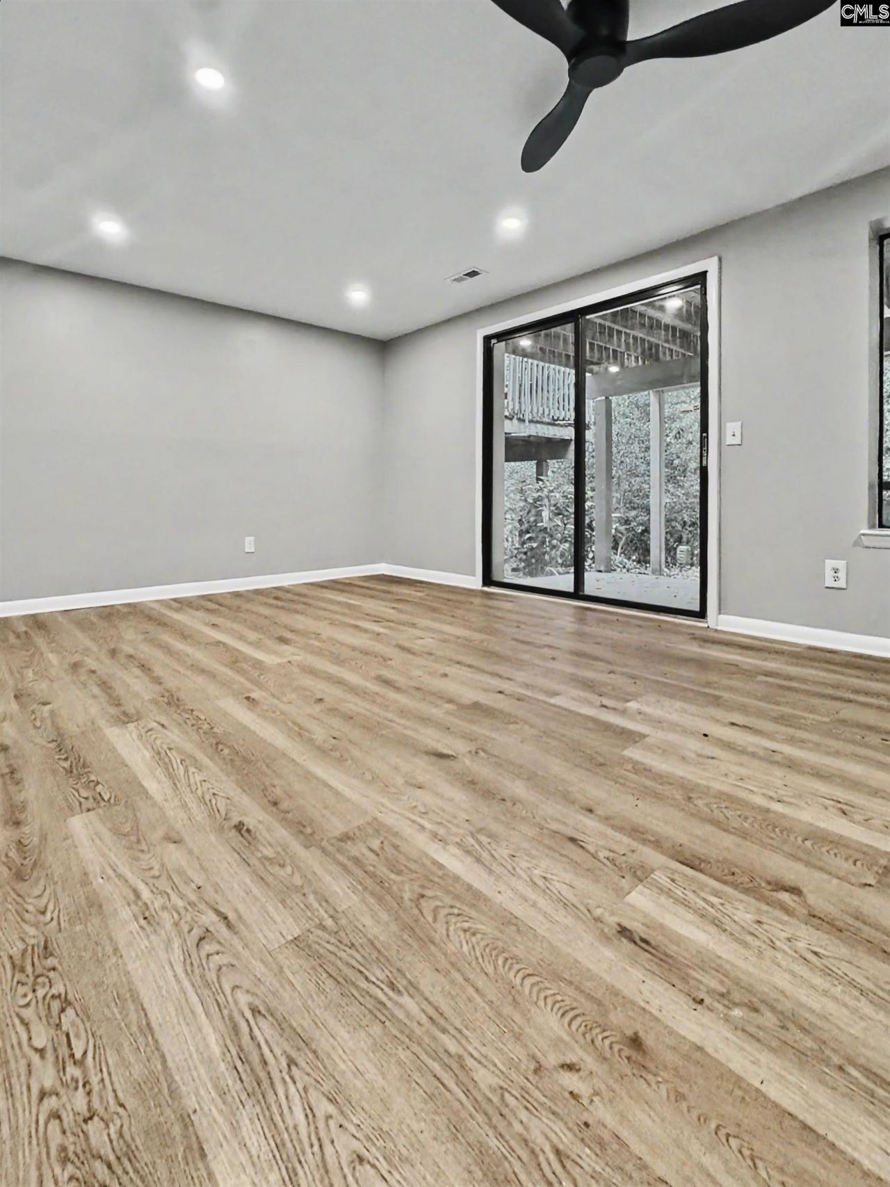274 Mariners Circle Photo 12