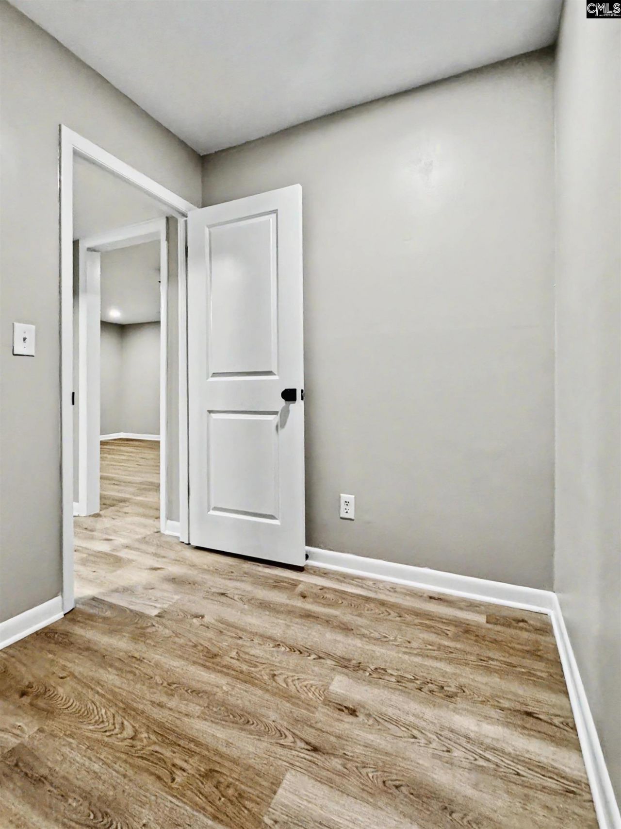 274 Mariners Circle Photo 13