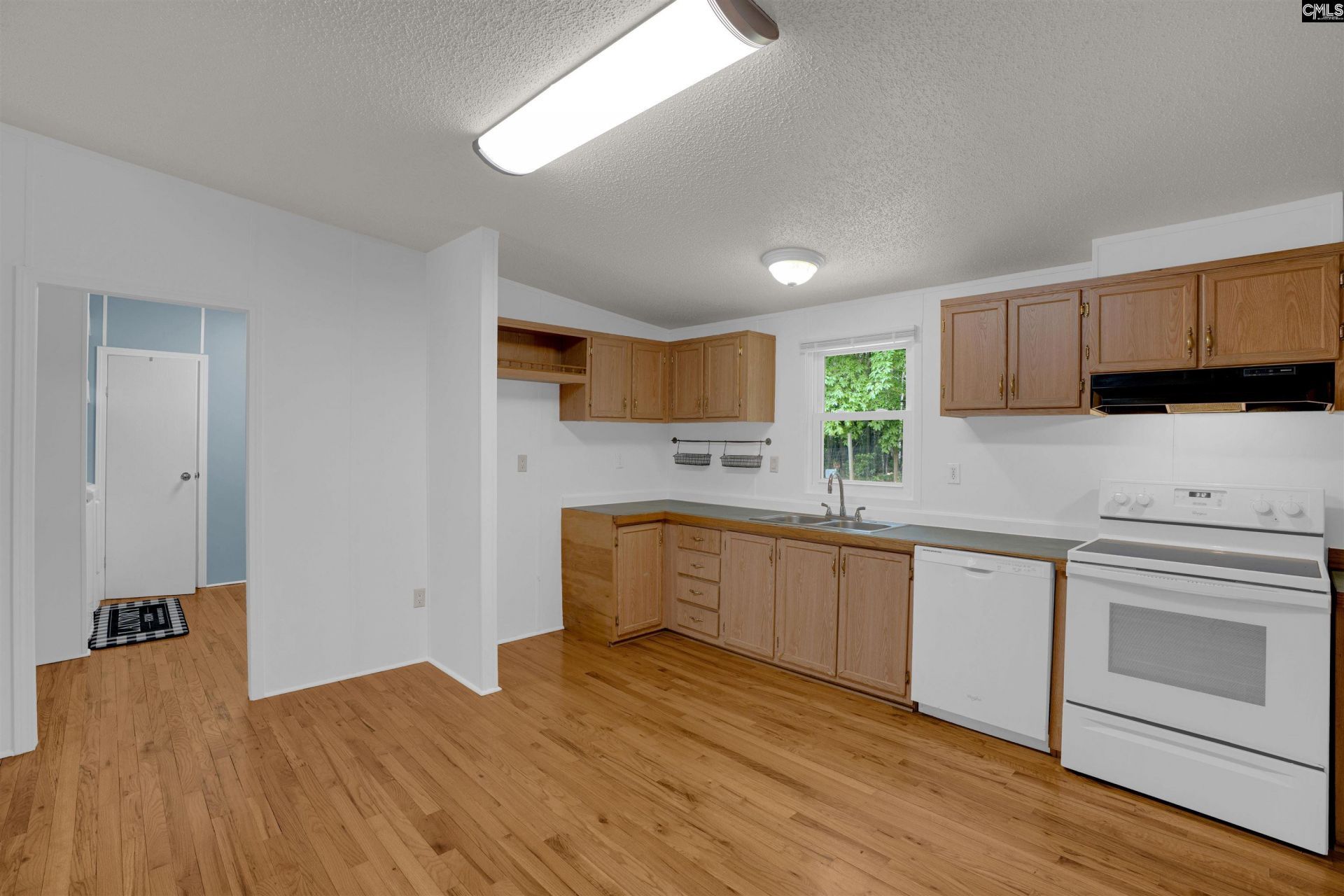 304 Cooper Road Photo 9