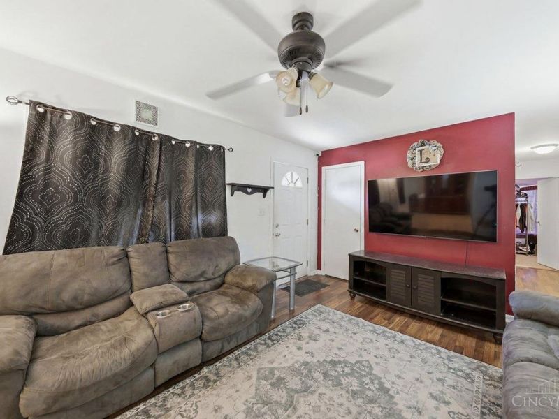 318 Millard Drive, Franklin, OH 45005 Photo 7