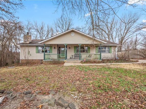 14 Walney Drive , Bella Vista, AR 72715
