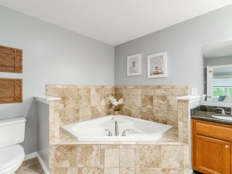 4690 Helmsbridge Court, Grove City, OH 43123 Photo 31