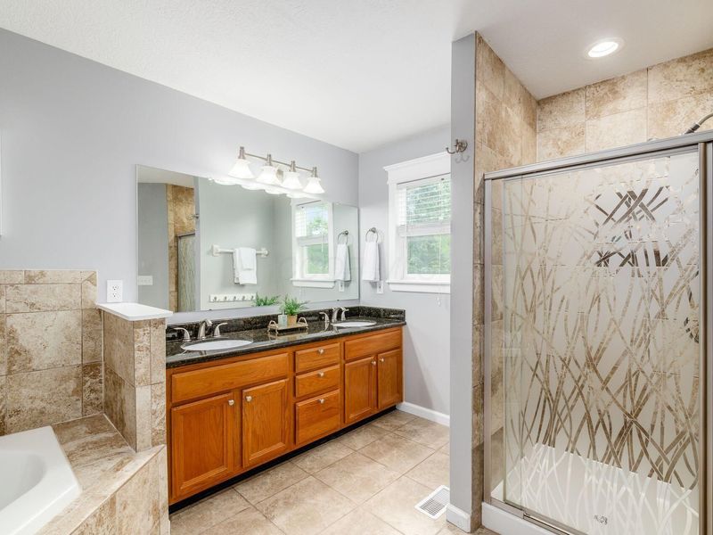 4690 Helmsbridge Court, Grove City, OH 43123 Photo 32
