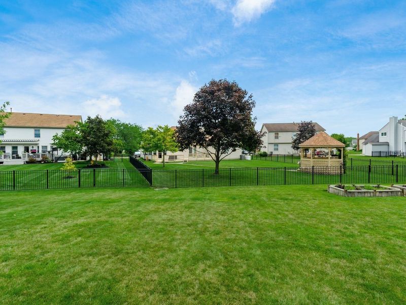 4690 Helmsbridge Court, Grove City, OH 43123 Photo 59
