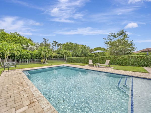 8720 E Baypoint Circle, Parkland, FL 33076