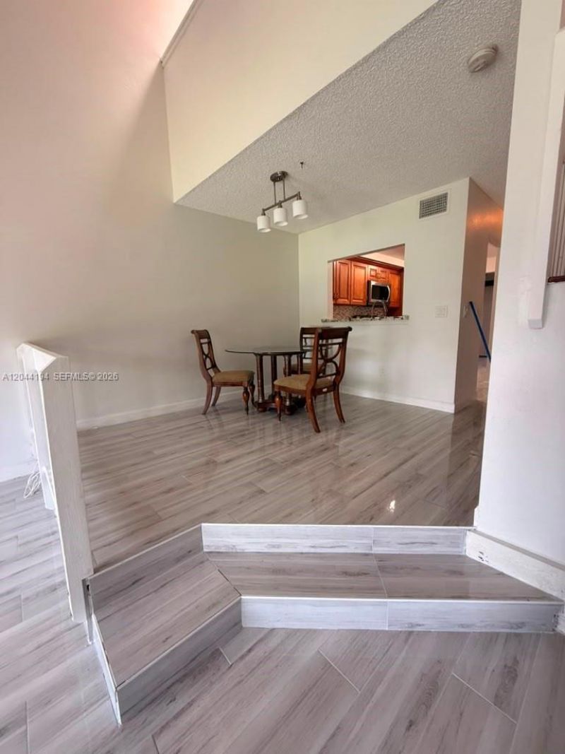 4182 S Pine Island Rd , Davie, FL 33328 Photo