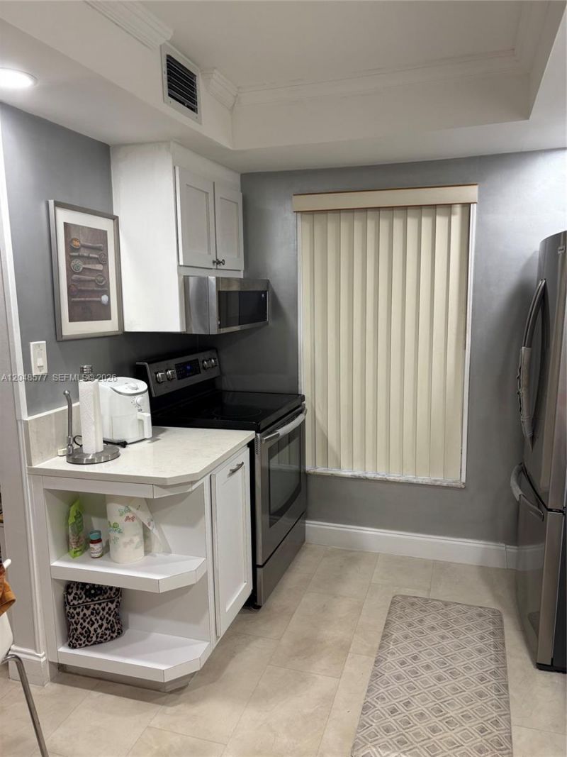 7032 SW 23rd St, Unit 16, Davie, FL 33317 Photo