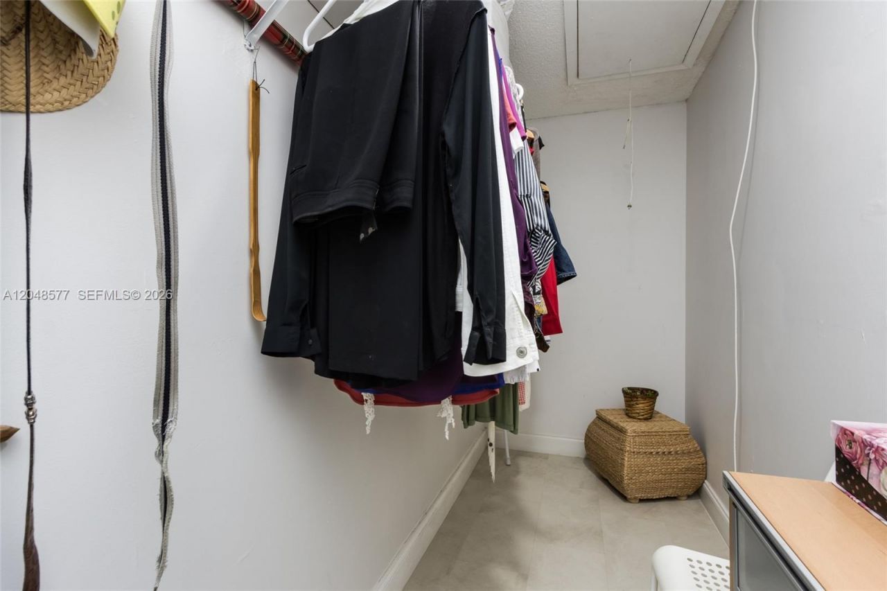 7032 SW 23rd St, Unit 16, Davie, FL 33317 Photo