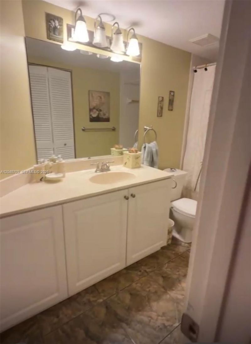 17801 N Bay Rd , Unit 206, Sunny Isles Beach, FL 33160 Photo