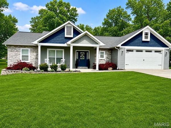 3601 Oak Grove Road , Poplar Bluff, MO 63901