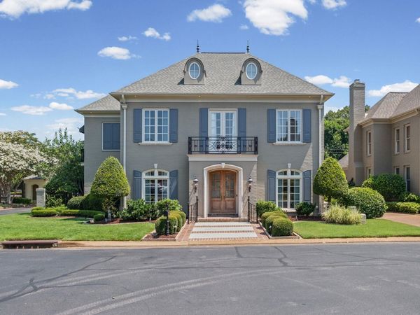 7284 MONT BLANC DR, Germantown, TN 38138