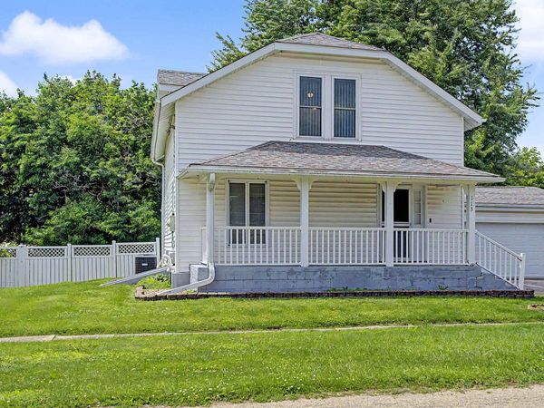 113 N Beebe Street, WARREN, IL 61087