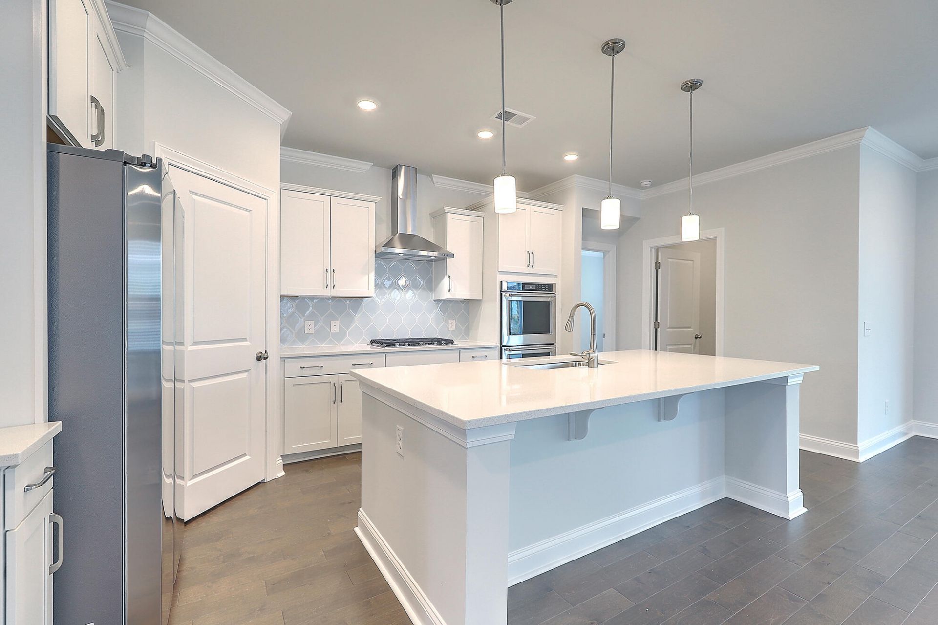 166 Whaler Avenue Photo 11