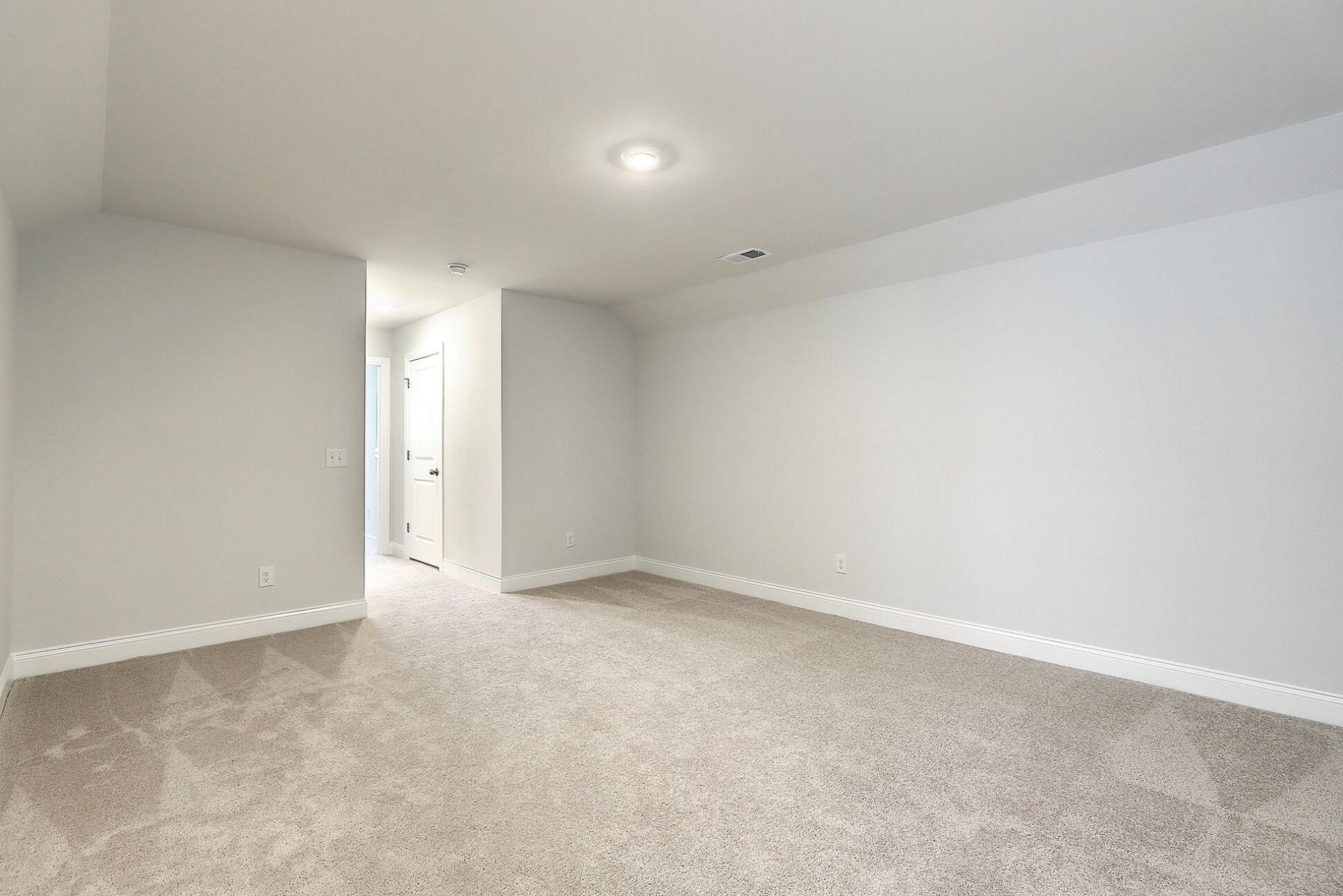 166 Whaler Avenue Photo 23