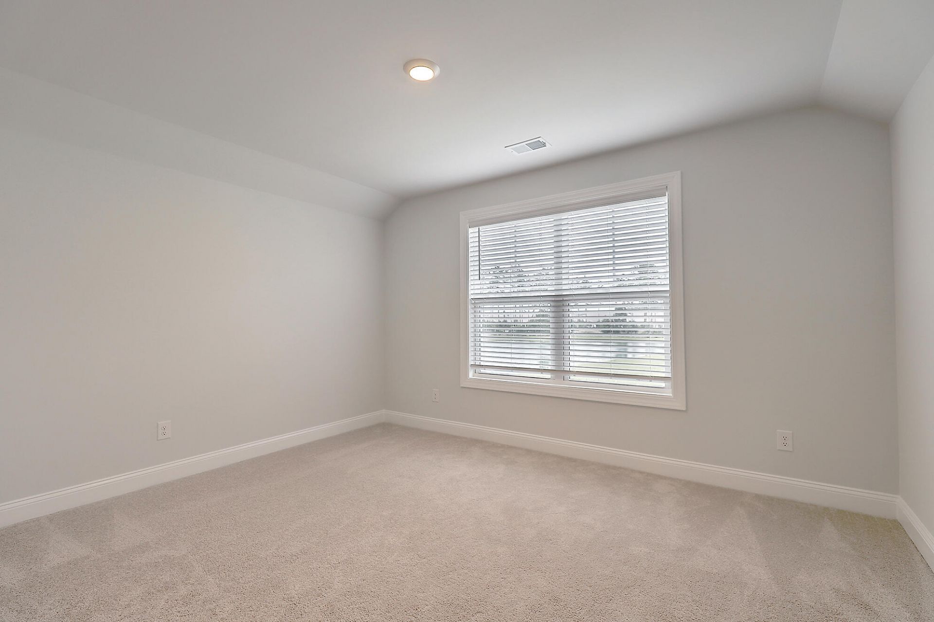 166 Whaler Avenue Photo 26