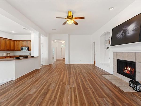 2308 Laura Elizabeth Trail, Mansfield, TX 76063