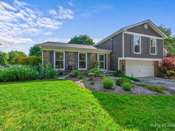 1021 Colony Drive, Crystal Lake, IL 60014