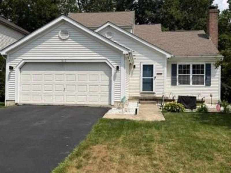 613 Rainbow Drive, Marysville, OH 43040 Photo 1