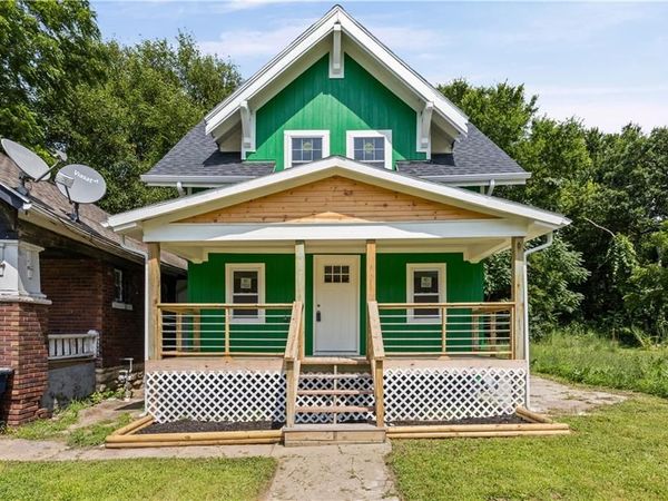3911 Chestnut Avenue, Kansas City, MO 64130