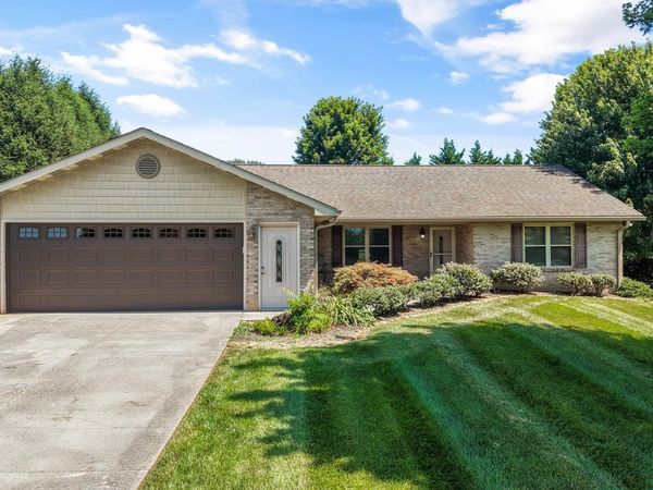 1416 Little Kaycee Drive, Sevierville, TN 37876